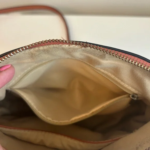 Simply Southern Honey Leather Crossbody Purse Bag Adjustable Strap Small - Picture 10 of 16